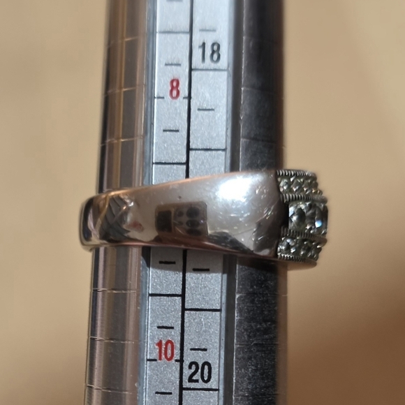 925 SILVER CZ DIAMOND RING BAND WEDDING,ANNIVERSARY COCKTAIL.8.12 Grams SIZE 9 - Picture 5 of 8